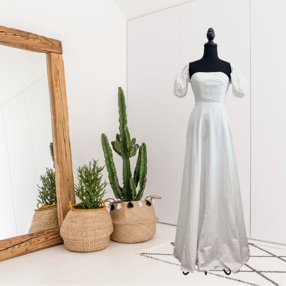 Zoo The Label Puff Sleeve Cross Tie Back Maxi Dress